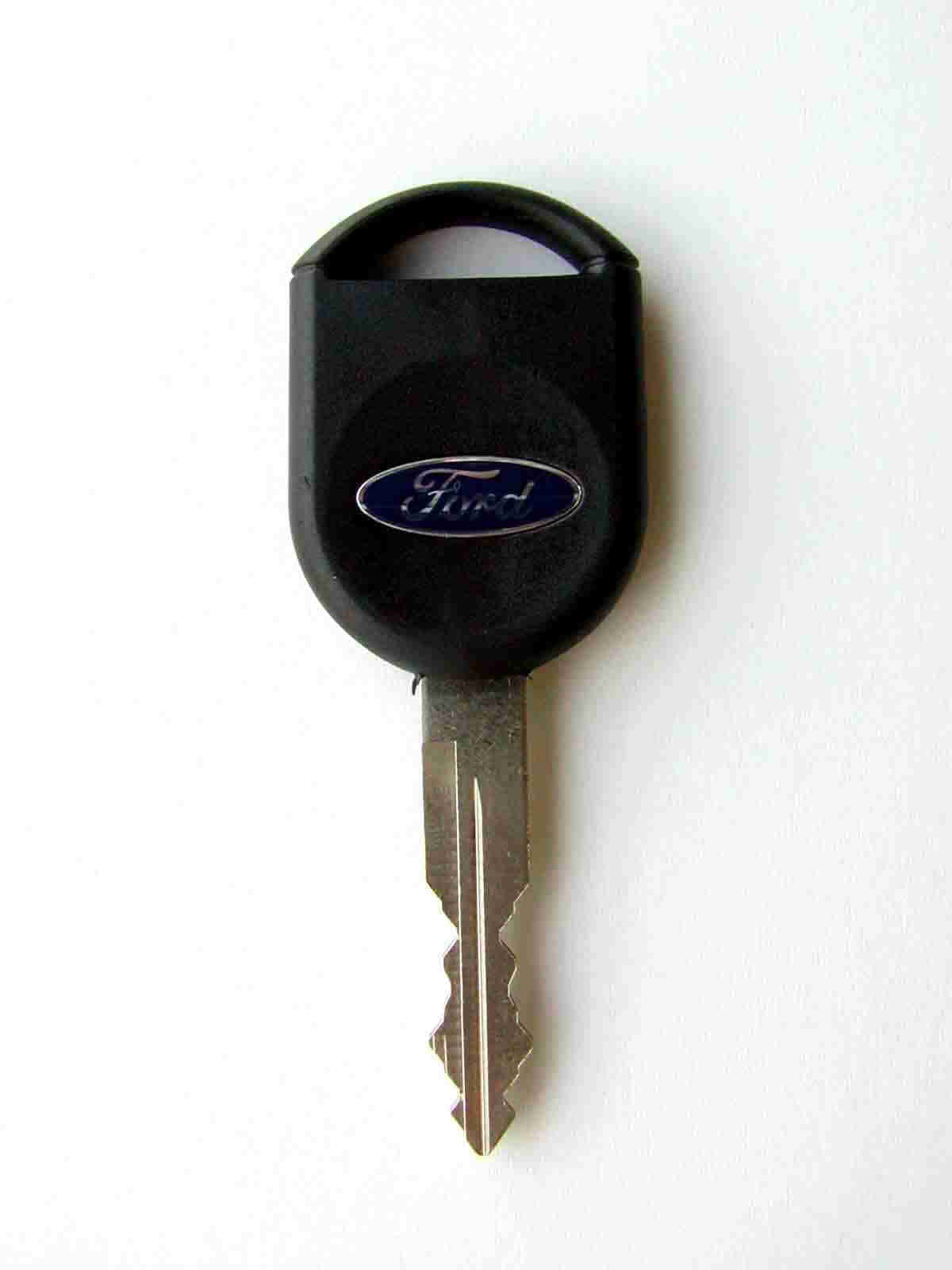 2003 ford excursion transponder key